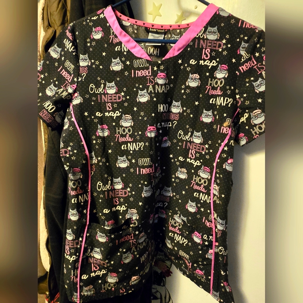 Owls scrub top